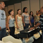 Alunos aprendem técnicas de canto e coral em curso no Centro de Criatividade  - Fotos: Fabiana Costa/Secult