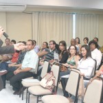 Professores participam do Encontro Estadual do Ensino Médio Inovador - A professora Hortencia Araujo entre os professores Paulo Rego e Izabel Ladeira