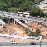 Colocadas as primeiras vigas do piso do novo viaduto do Detran -