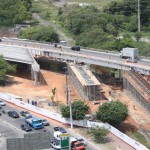 Colocadas as primeiras vigas do piso do novo viaduto do Detran -