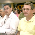 Professores participam do Encontro Estadual do Ensino Médio Inovador - A professora Hortencia Araujo entre os professores Paulo Rego e Izabel Ladeira