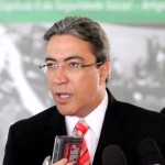 Déda retorna às atividades e concede entrevista em defesa do Proinveste - O governador Marcelo Déda / Foto: Roberto Jayme