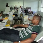 Estudantes resolvem doar sangue depois de assistir reportagem na televisão - Fotos: Ascom/FSPH