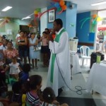 Oncologia comemora dia das crianças com festa e oração - Fotos: Ascom/SES