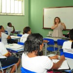Mulheres Mil: 100 alunas do Santa Maria iniciam capacitação profissional -
