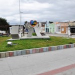Principal praça de Monte Alegre é revitalizada - Pé de tamarindo foi preservado