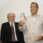 Déda recebe troféu que homenageou o Museu da Gente Sergipana  -