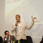Déda recebe troféu que homenageou o Museu da Gente Sergipana  -