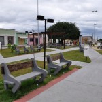 Principal praça de Monte Alegre é revitalizada - Pé de tamarindo foi preservado