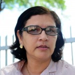 Estado distribui alimentos e leite a vítimas da estiagem - A secretária de Assistência Social e do Trabalho do município de Itabi