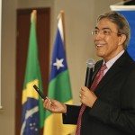 Déda apresenta balanço de sua gestão e discute Proinveste com prefeitos eleitos -