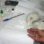 Unidade Móvel 'Fique Sabendo' realiza 100 exames de HIV/Sífilis na Praça General Valadão - Fotos: Ascom/SES