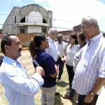 Jackson visita obras de pavimentação e drenagem no Santa Maria e Coqueiral -