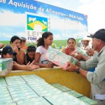 Governo prossegue com entrega de alimentos e leite em Poço Verde - Fotos: Edinah Mary/Inclusão