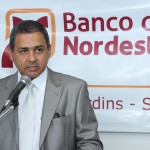 Saumíneo representa governador Marcelo Déda em inauguração da nova agência do BNB - Fotos: Vieira Neto/Sedetec