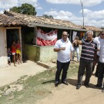 Jackson Barreto visita favela do bairro “13”