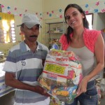 Governo entrega nova remessa de alimentos a famílias de 3 municípios - Entrega de cestas em Frei Paulo