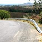 Rodovia que liga Santa Rosa de Lima a Moita Bonita recebe defensas metálicas -