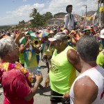 Vicegovernador brinca o tradicional Carnaval de Neópolis -