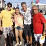 Jackson se diverte ao lado de milhares de foliões no cortejo do Rasgadinho -