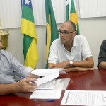 Secretário recebe comissão de professores aprovados no concurso - Fotos: Juarez Silveira/Seed