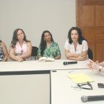 Seed apresenta a técnicos pedagógicos o Programa de Incentivo à Leitura e à Escrita - A professora Andréa Brazil