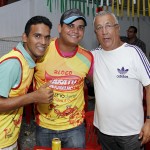 Jackson participa da noite de abertura do Bloco Rasgadinho -