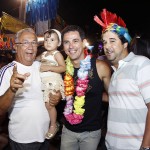 Jackson participa da noite de abertura do Bloco Rasgadinho -