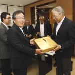 Marcelo Déda anuncia instalação da fábrica Yazaki  -