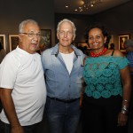 Jackson comparece ao lançamento de livro e exposição de Joubert Moraes -