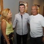 Jackson comparece ao lançamento de livro e exposição de Joubert Moraes -