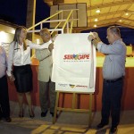 Jackson inaugura quadra poliesportiva no Colégio São José