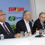 Déda e presidente da Infraero assinam acordo para construção do novo aeroporto de Aracaju - Fotos: Victor Ribeiro/ASN