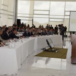 Déda consegue que Dilma libere R$ 215 milhões para mobilidade urbana e saneamento em Aracaju - Reunião com governadores e prefeitos [Foto: Roberto Stuckert Filho/PR]