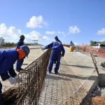 Marcelo Déda visita canteiro de obras do novo viaduto do Detran  -