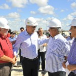 Marcelo Déda visita canteiro de obras do novo viaduto do Detran  -
