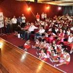 Homenagem a Aglaé Fontes marca comemorações ao Mês do Livro Infantil  - Aglaé contou histórias para a criançada / Fotos: Ascom/Secult