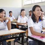 Governo investe em manutenção das escolas para reinício das aulas - O secretário Belivaldo Chagas