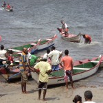 Governo entrega 15 barcos motorizados a pescadores do povoado Massadiço - Diretora de Operações da Pronese
