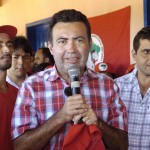 Jackson Barreto participa de entrega de assentamento a famílias do MST -