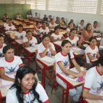 Governo promove revisões de matemática básica para alunos do 3º ano regular e do PréUniversitário - Foto: Ascom/SEED
