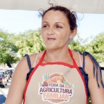 Feira da Agricultura Familiar é montada mais uma vez no Complexo Administrativo e Pedagógico da Seed - A servidora pública Nivalda Cruz
