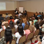 Sedurb realiza Seminário de Gestão e Melhoria de Processos - Lúcia Falcón recepciona palestrantes / Fotos: Eduardo Almeida/Sedurb