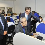 Déda visita call center da AlmavivA que gera 2 mil empregos para jovens sergipanos - Jackson: AlmavivA representa uma exemplar vitória da política de captação de investimentos