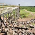 Déda realiza fechamento das comportas da barragem do rio Poxim - Foto: Marcos Rodrigues/ASN