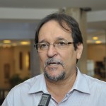 Déda anuncia investimentos para saneamento e oferta de água - Acompanharam a solenidade ao lado do governador