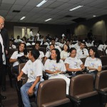 Jackson entrega certificados a 400 jovens capacitados em cursos  -