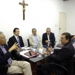 Déda recebe executivos que possuem projeto de uma usina termelétrica para SE -