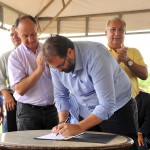 Jackson Barreto oficializa criação de novo assentamento em Canindé -