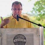 Jackson Barreto oficializa criação de novo assentamento em Canindé -